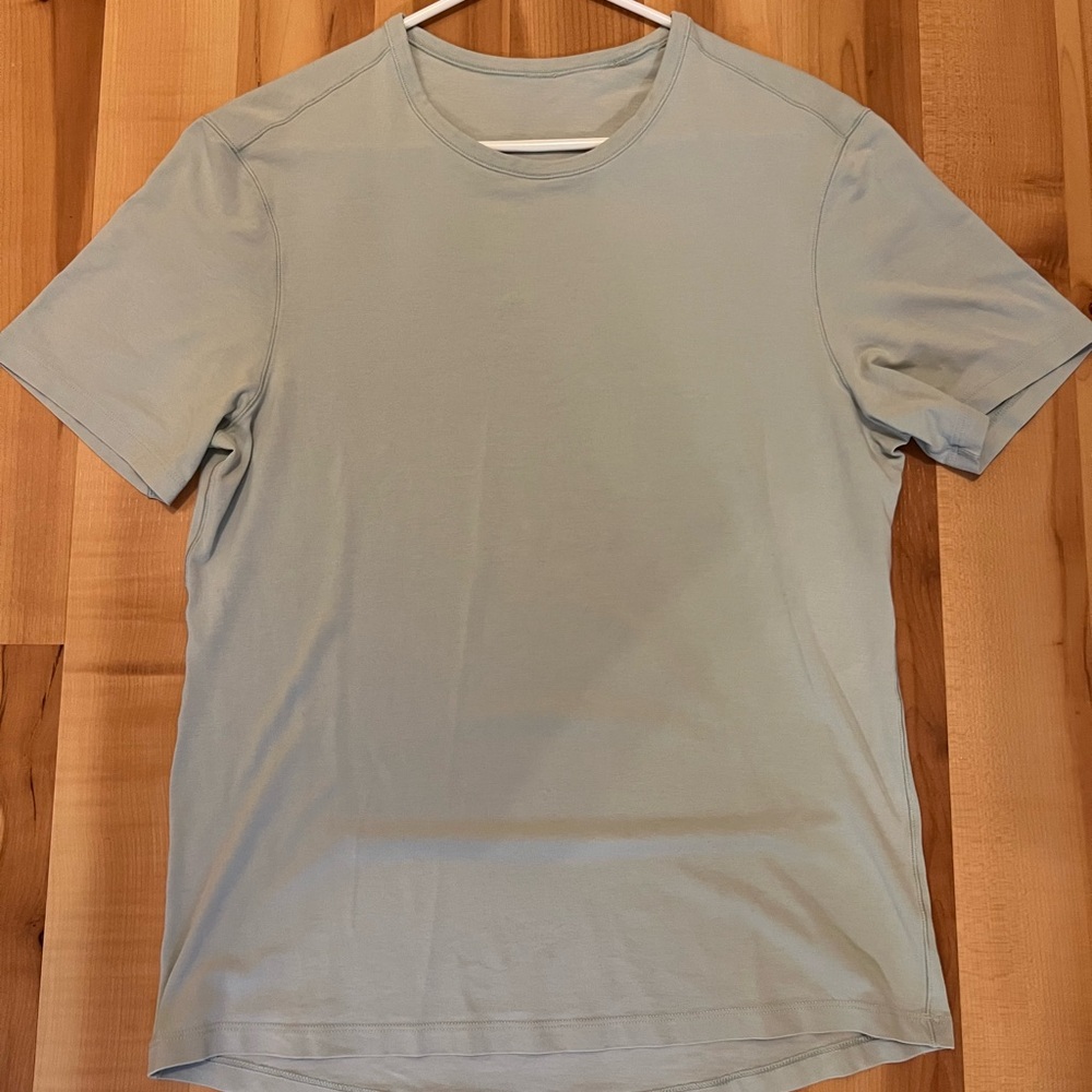Lululemon Athletica Green Short Sleeve Tee